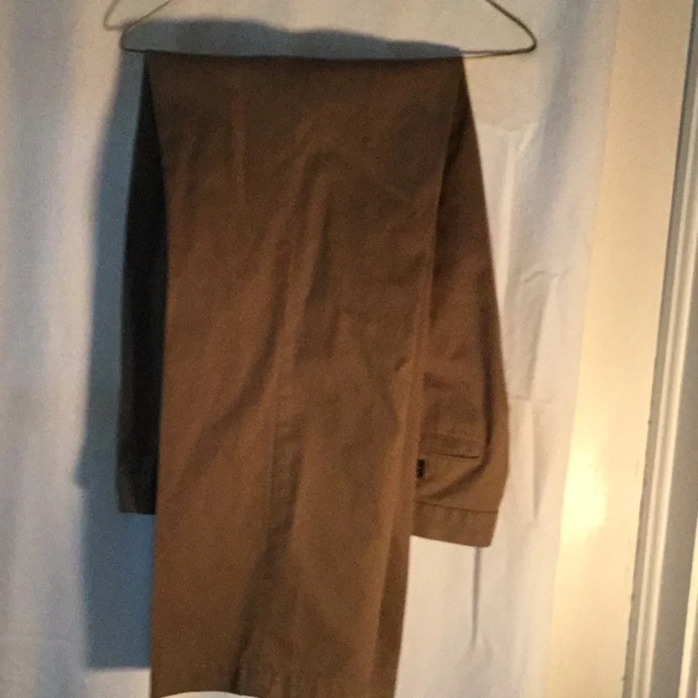 Nice Banana Republic mens brown pants